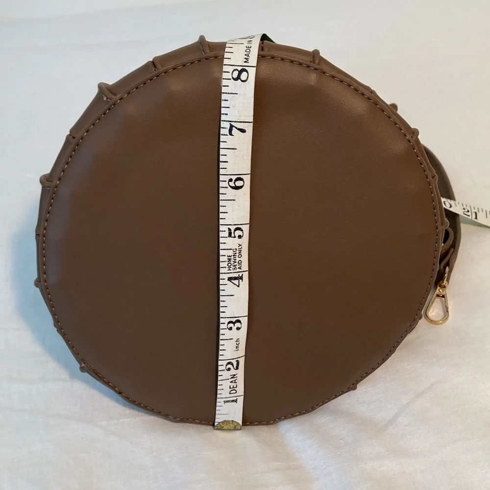 Pleated Vegan slingbag wooden round handles crossbody brown NWOT - Picture 6 of 12